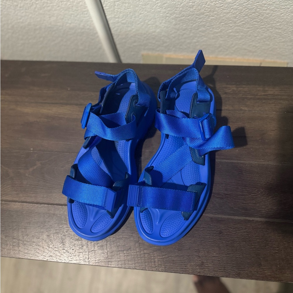 Alexander McQueen sandals